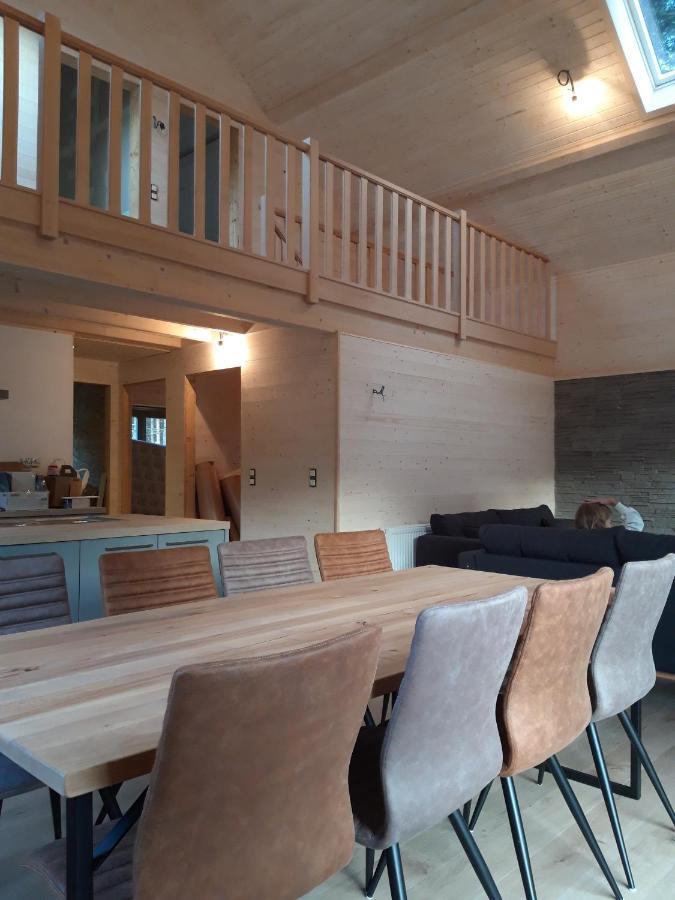 Chalet Tjaffers Lodge Durbuy Bagian luar foto