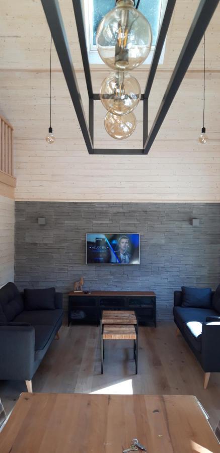 Chalet Tjaffers Lodge Durbuy Bagian luar foto