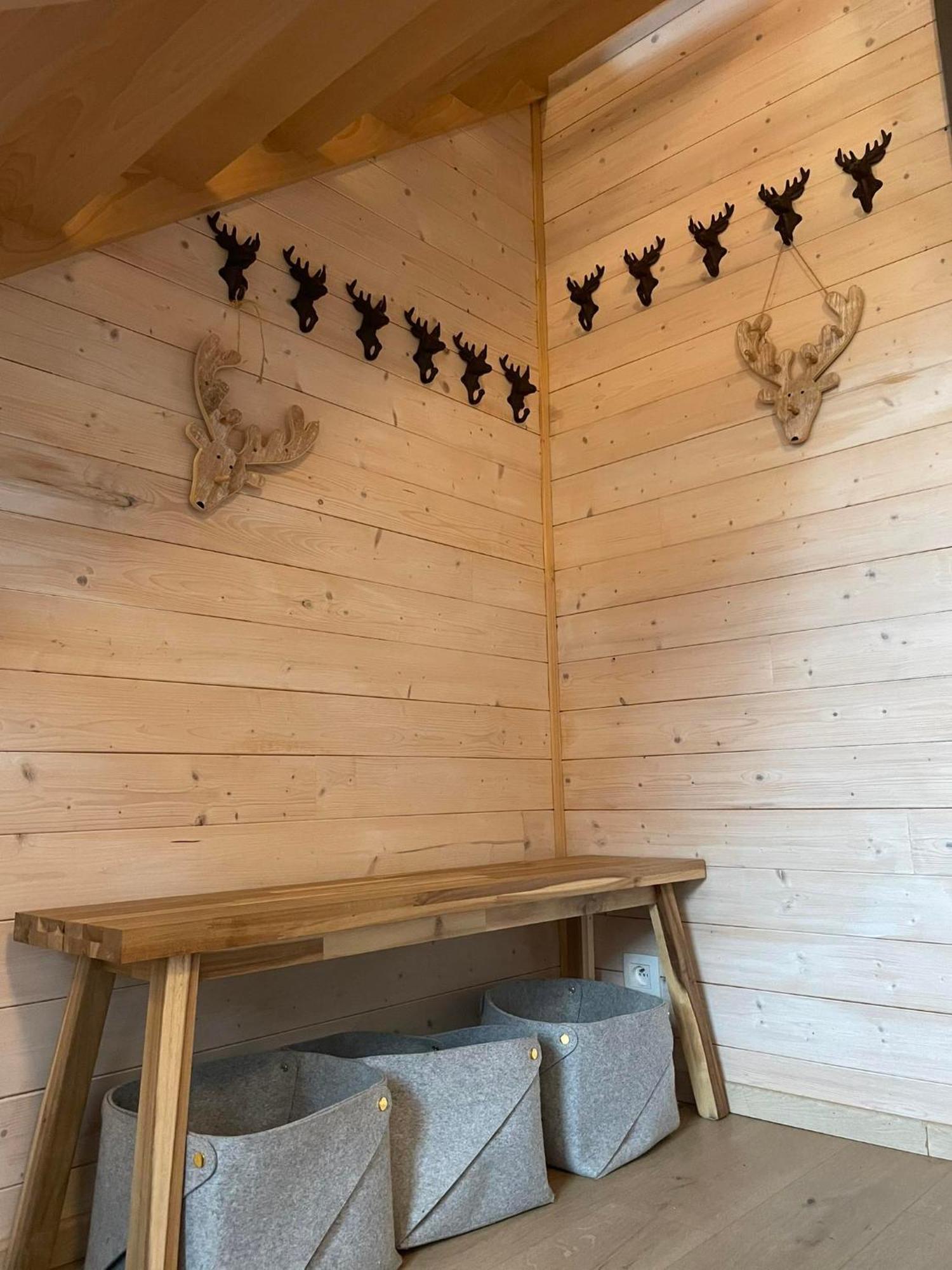 Chalet Tjaffers Lodge Durbuy Bagian luar foto